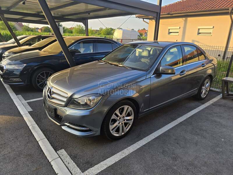 Mercedes Benz C 180 AVANTGARDE