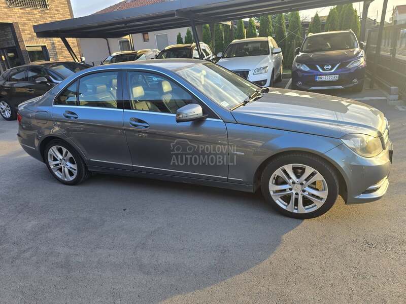 Mercedes Benz C 180 AVANTGARDE