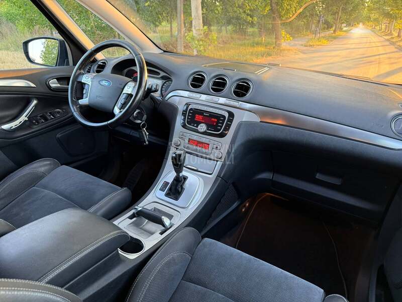 Ford S-Max GIA TITANIUM