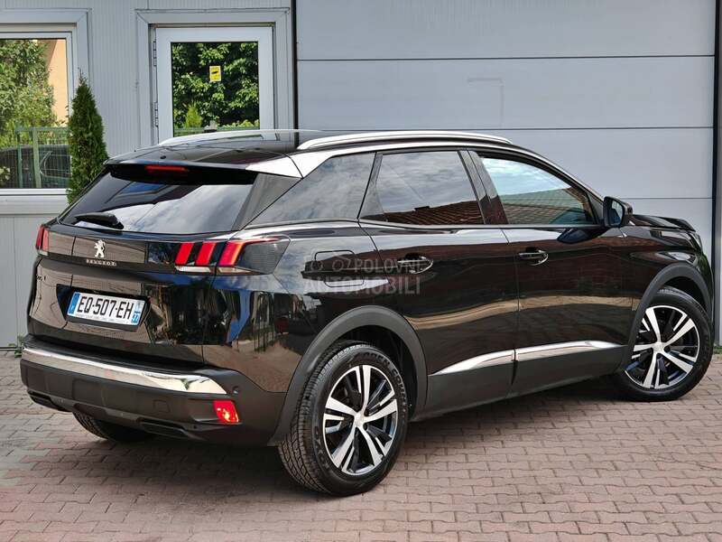 Peugeot 3008 2.0 HDI / ALLURE