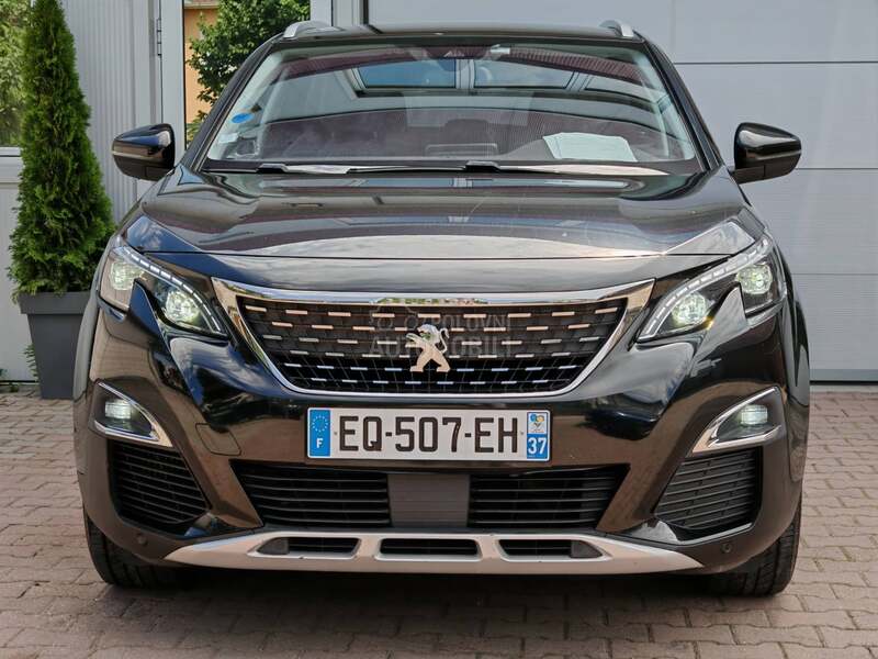 Peugeot 3008 2.0 HDI / ALLURE