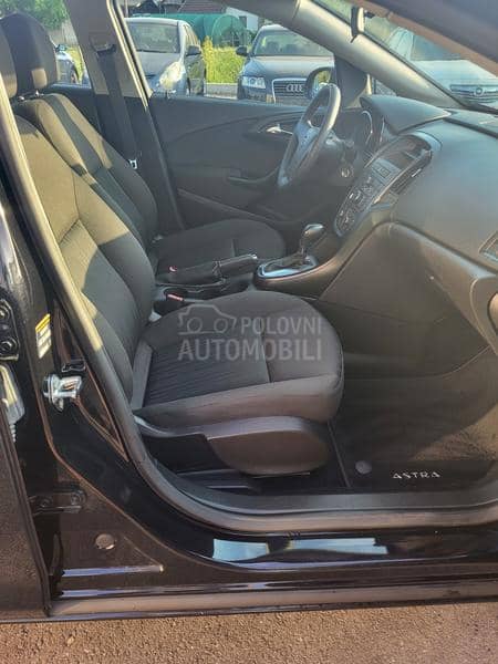 Opel Astra J 1.4 b a.u.t.omatic
