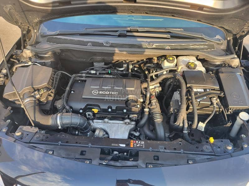 Opel Astra J 1.4 b a.u.t.omatic