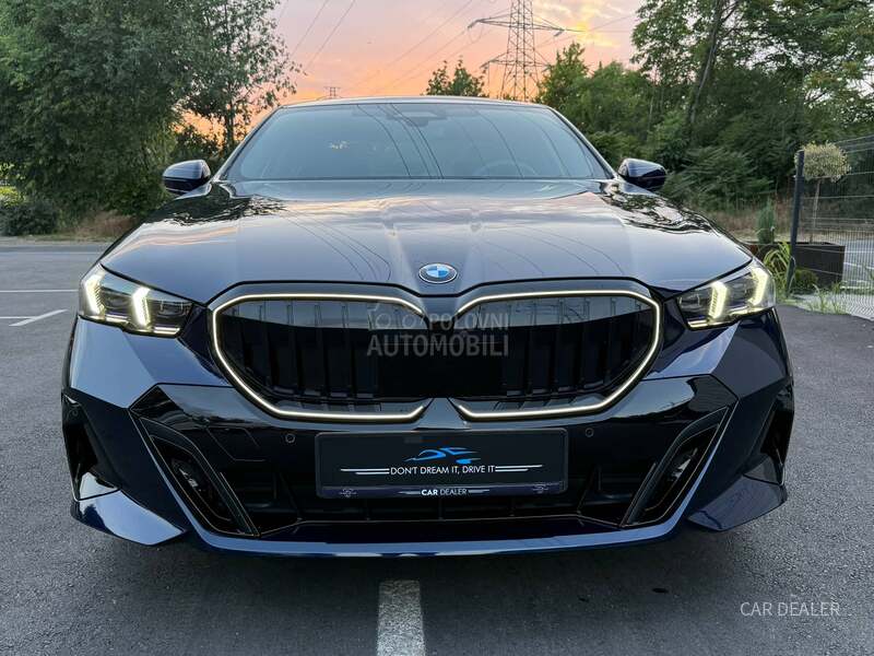 BMW 520 rezervisan
