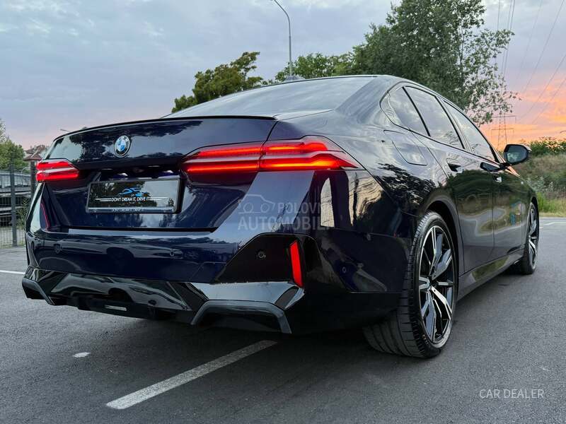 BMW 520 rezervisan