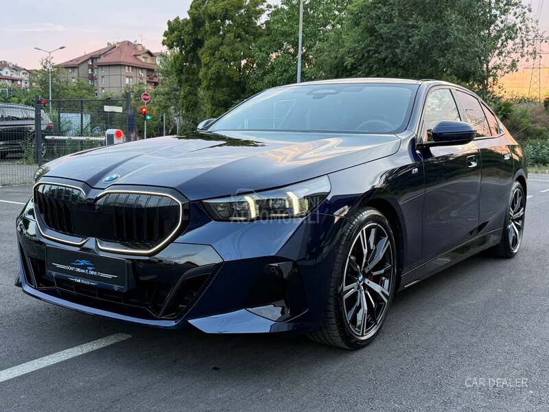 BMW 520 rezervisan