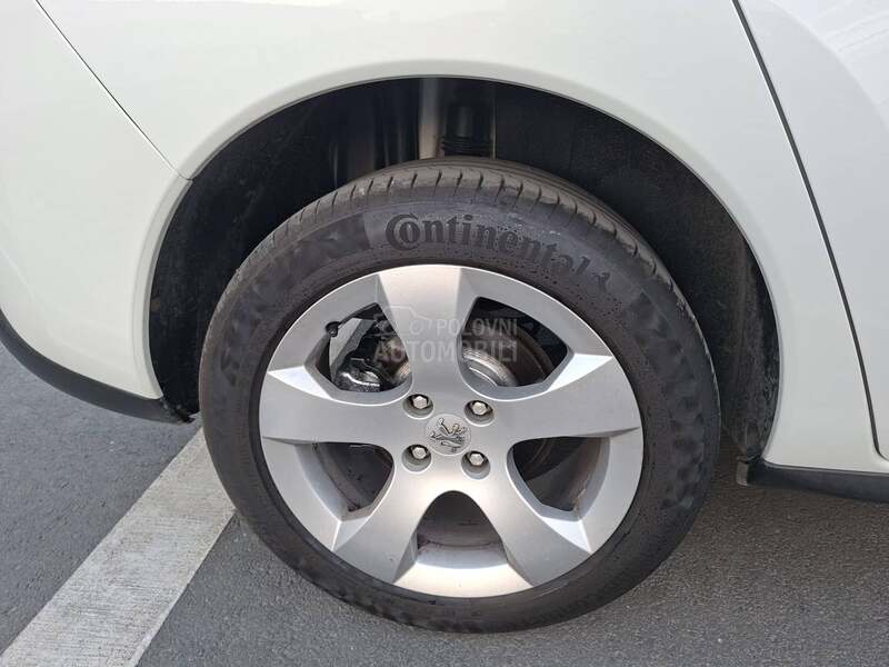 Peugeot 3008 ALUURE FUULL