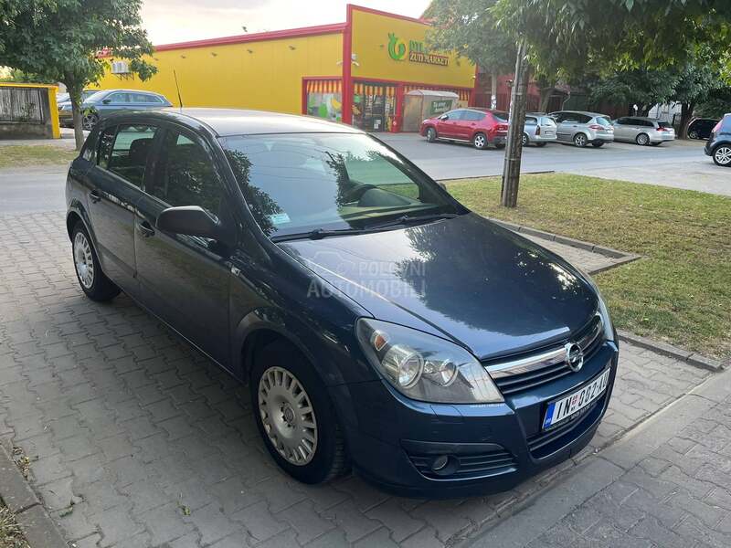 Opel Astra H 