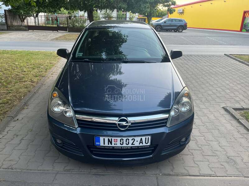 Opel Astra H 