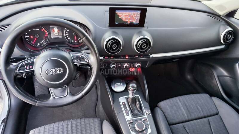 Audi A3 1,6TDI S/LINE S/TRON
