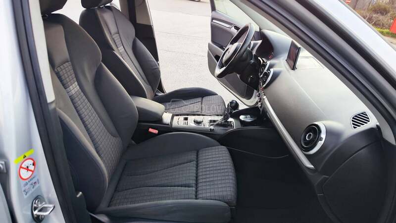 Audi A3 1,6TDI S/LINE S/TRON
