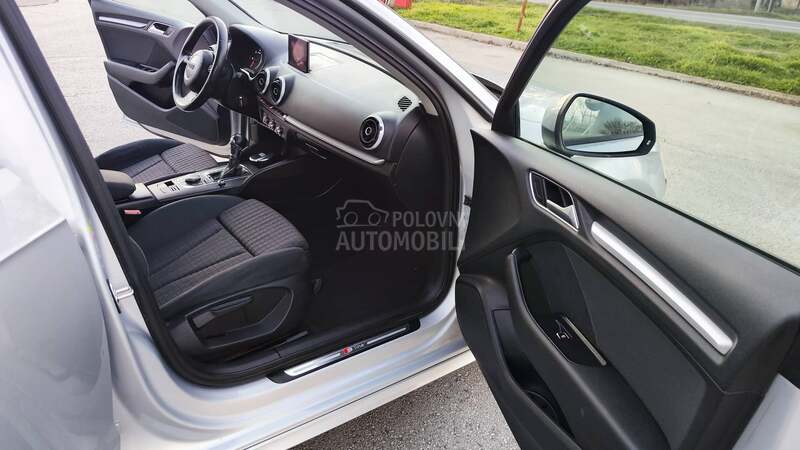 Audi A3 1,6TDI S/LINE S/TRON