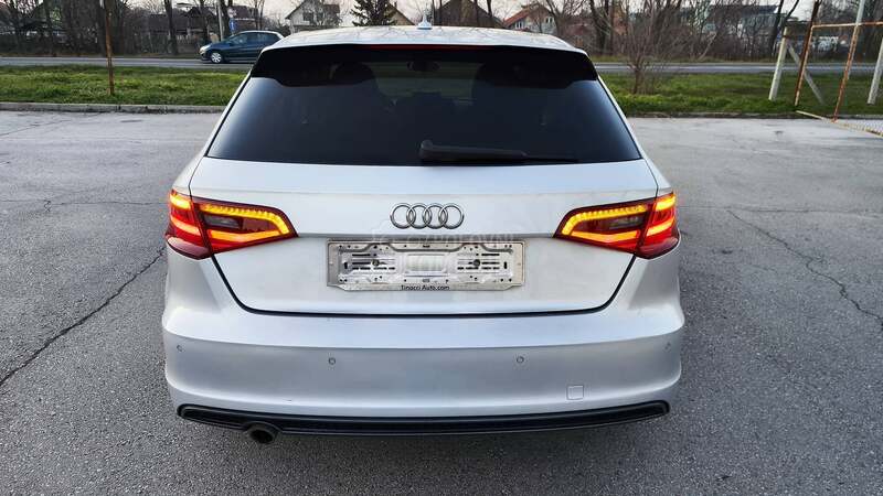 Audi A3 1,6TDI S/LINE S/TRON