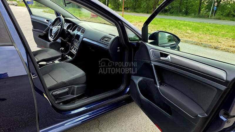 Volkswagen Golf 7 1,6TDI Bluemotion