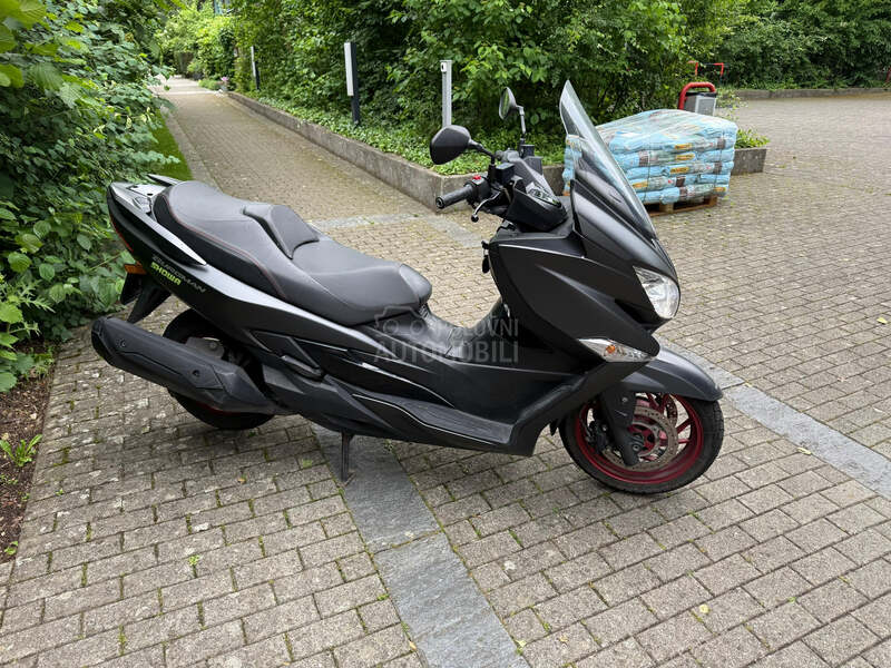 Suzuki Burgman