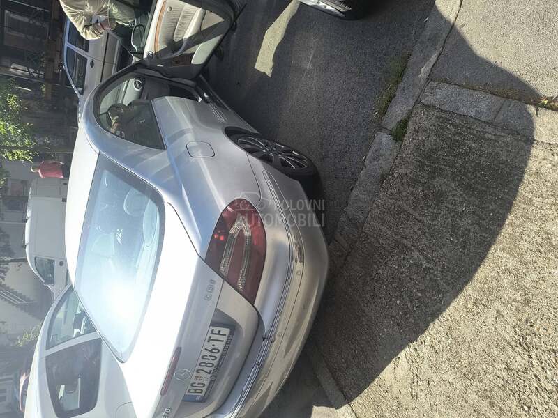 Mercedes Benz E 270 
