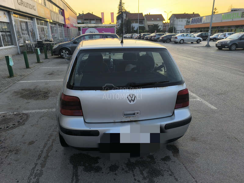Volkswagen Golf 4 