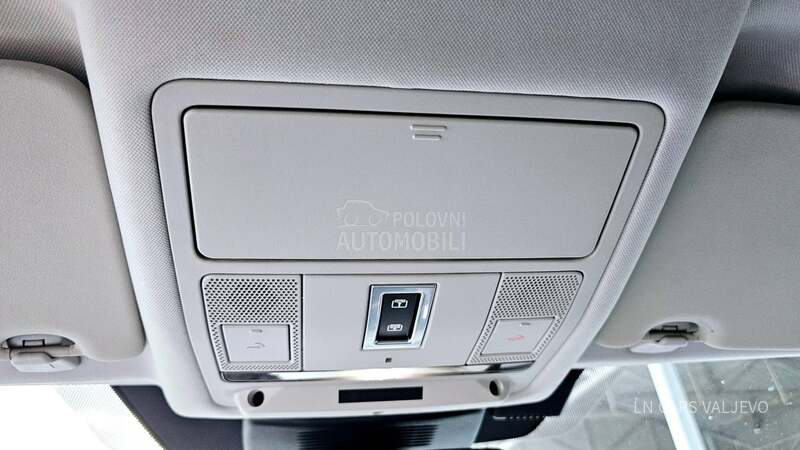 Land Rover Discovery Sport BLACK EDITION/4WD