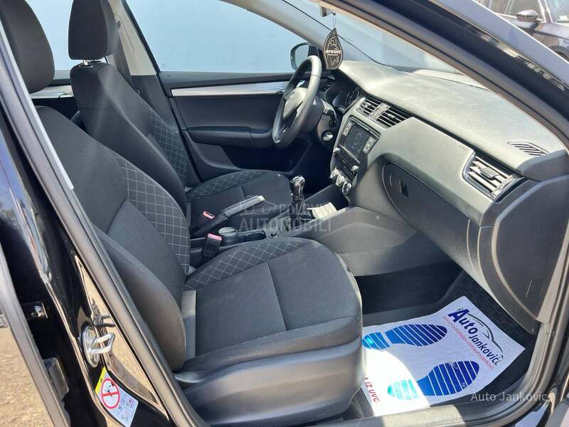 Škoda Octavia TSI  112000 K M