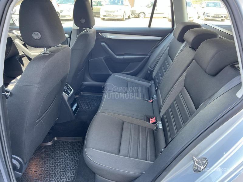 Škoda Octavia DSG    130 000  K M