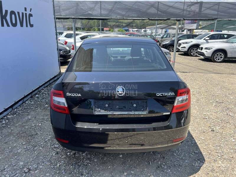 Škoda Octavia TSI  112000 K M
