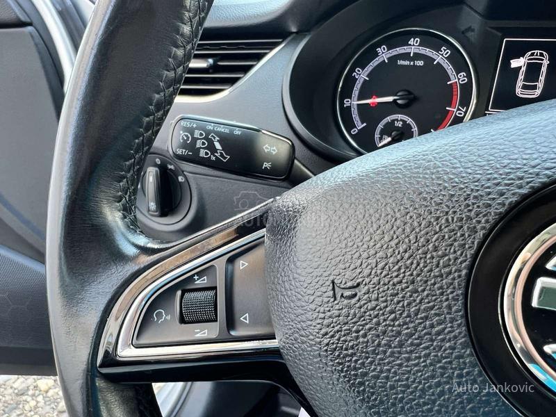 Škoda Octavia DSG    130 000  K M