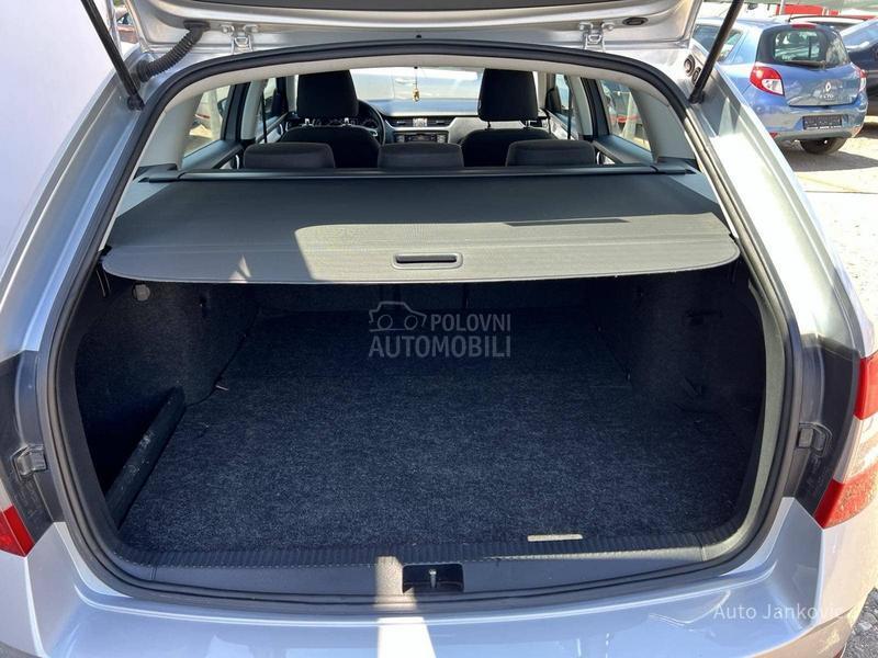 Škoda Octavia DSG    130 000  K M