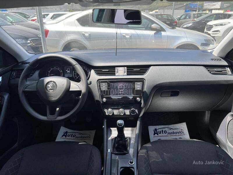 Škoda Octavia TSI  112000 K M