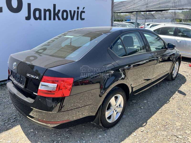 Škoda Octavia TSI  112000 K M