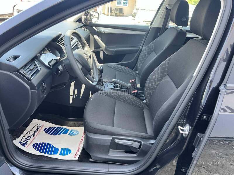 Škoda Octavia TSI  112000 K M