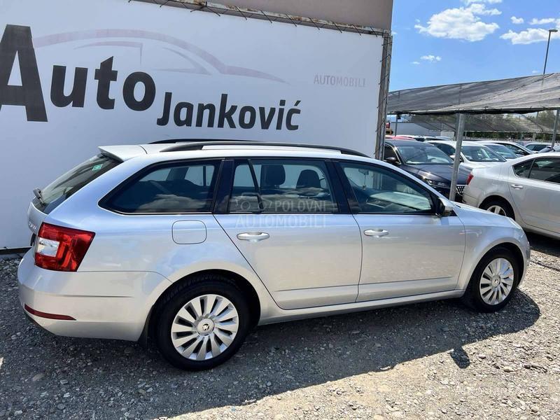 Škoda Octavia DSG    130 000  K M
