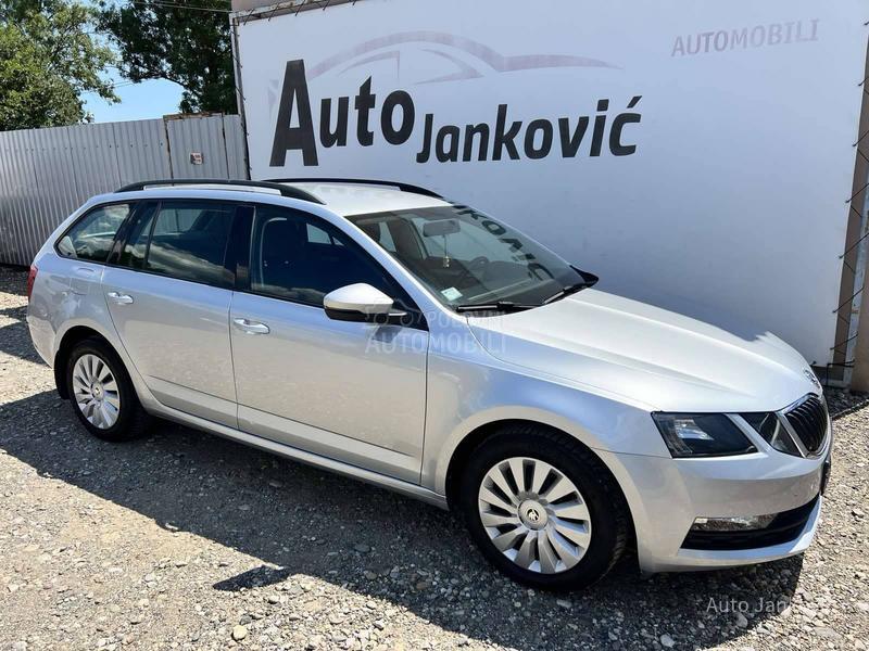 Škoda Octavia DSG    130 000  K M