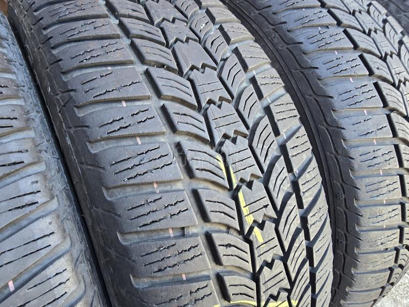 Sava 205/60 R16 Zimska