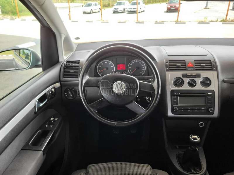 Volkswagen Touran 1.4 TSI V I D I