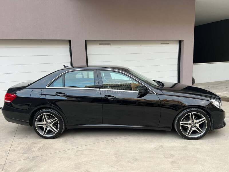 Mercedes Benz E 200 2.1 BLUETEC AUTO