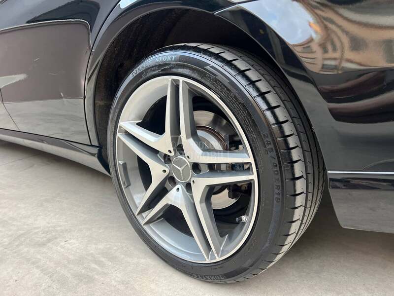 Mercedes Benz E 200 2.1 BLUETEC AUTO