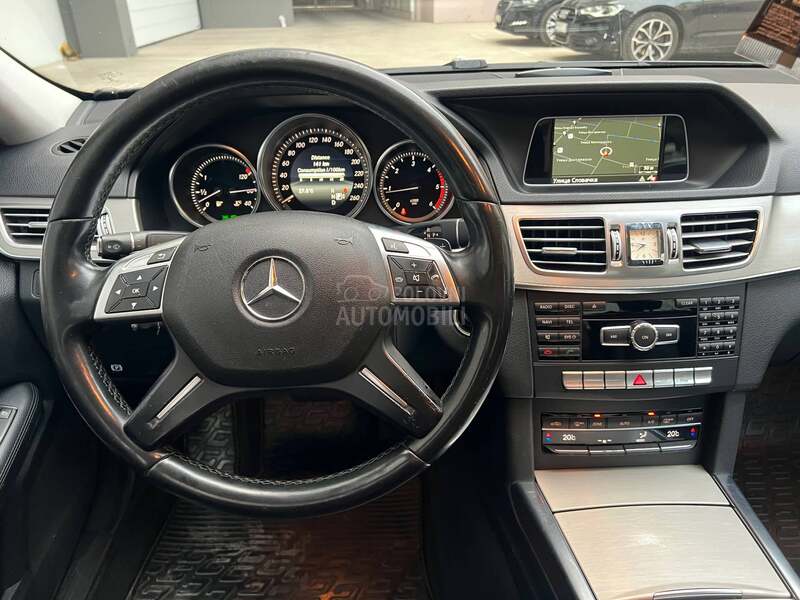 Mercedes Benz E 200 2.1 BLUETEC AUTO