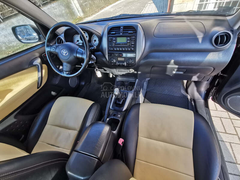 Toyota RAV 4 