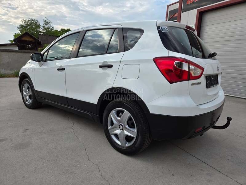 Suzuki SX4 S-Cross 1.6 COMFORT
