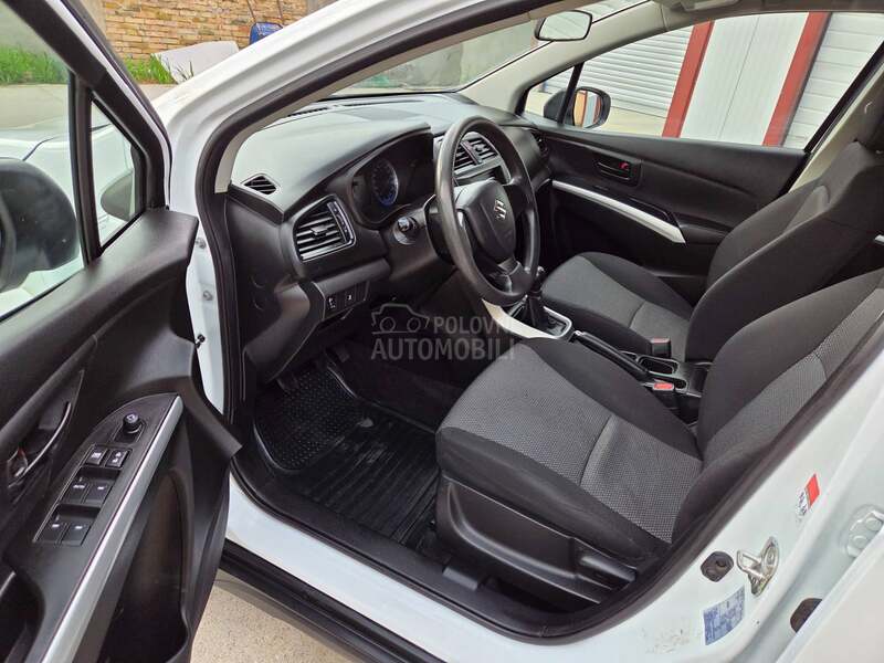 Suzuki SX4 S-Cross 1.6 COMFORT