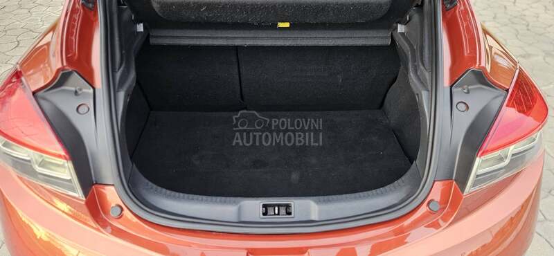 Renault Megane C o u p e 1.5 dci