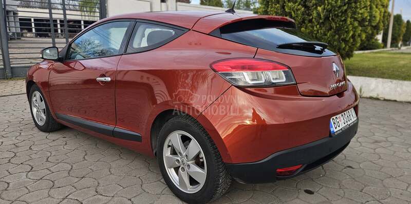 Renault Megane C o u p e 1.5 dci