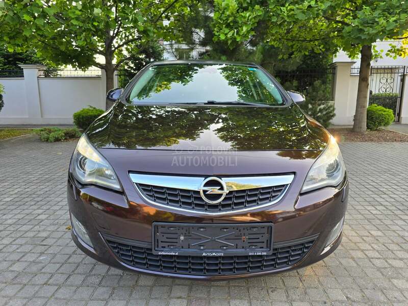 Opel Astra J 1.7cdti cosmo