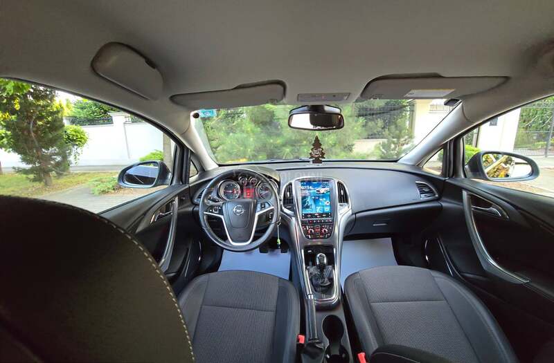 Opel Astra J 1.7cdti cosmo