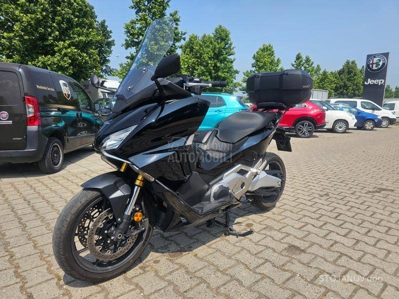 Honda FORZA 750