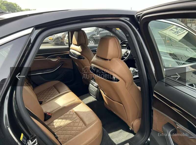 Audi A8 55TFSI/Hybride