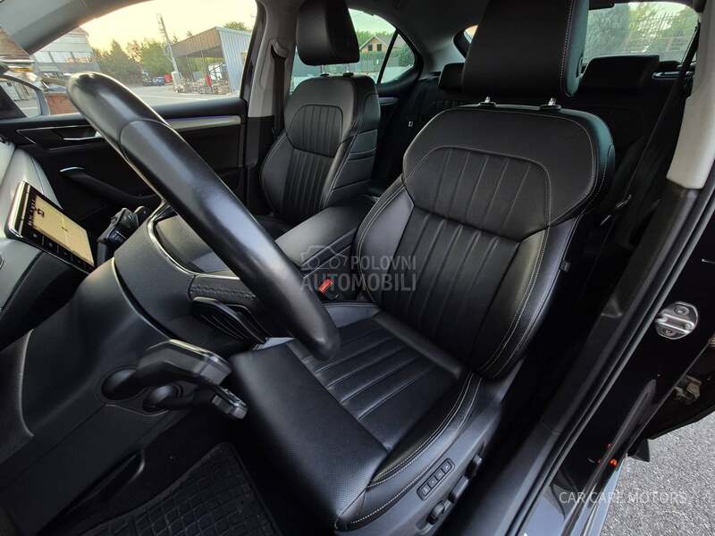 Škoda Superb 2.0 DSG STYLE 4X4