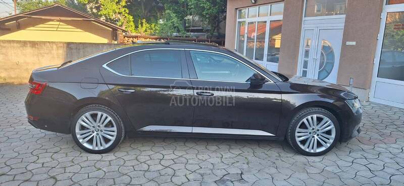 Škoda Superb DSG