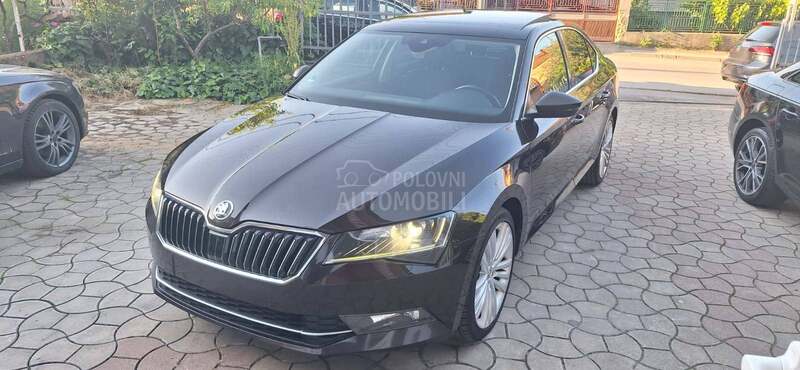 Škoda Superb DSG