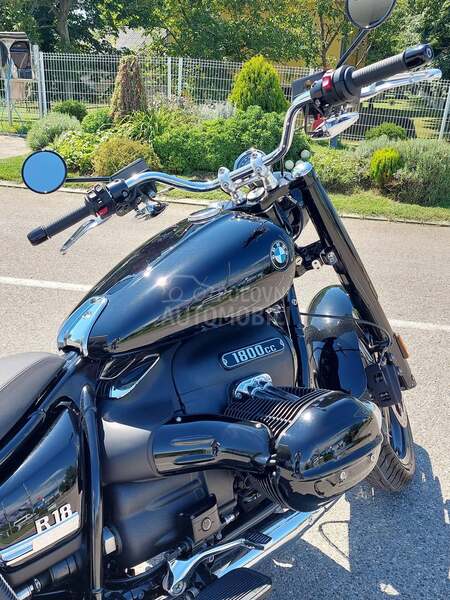 BMW R18 Black Design